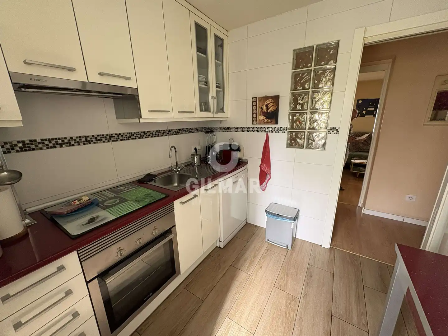 Cuina de Pis en venda en Madrid amb Calefacció i Jardí privat