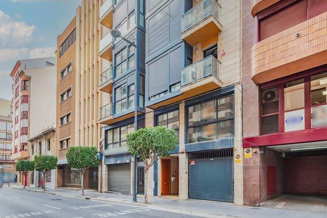 Local comercial en Venta en Ronda MIJARES, 28 en Parque Ribalta - Plaza de Toros