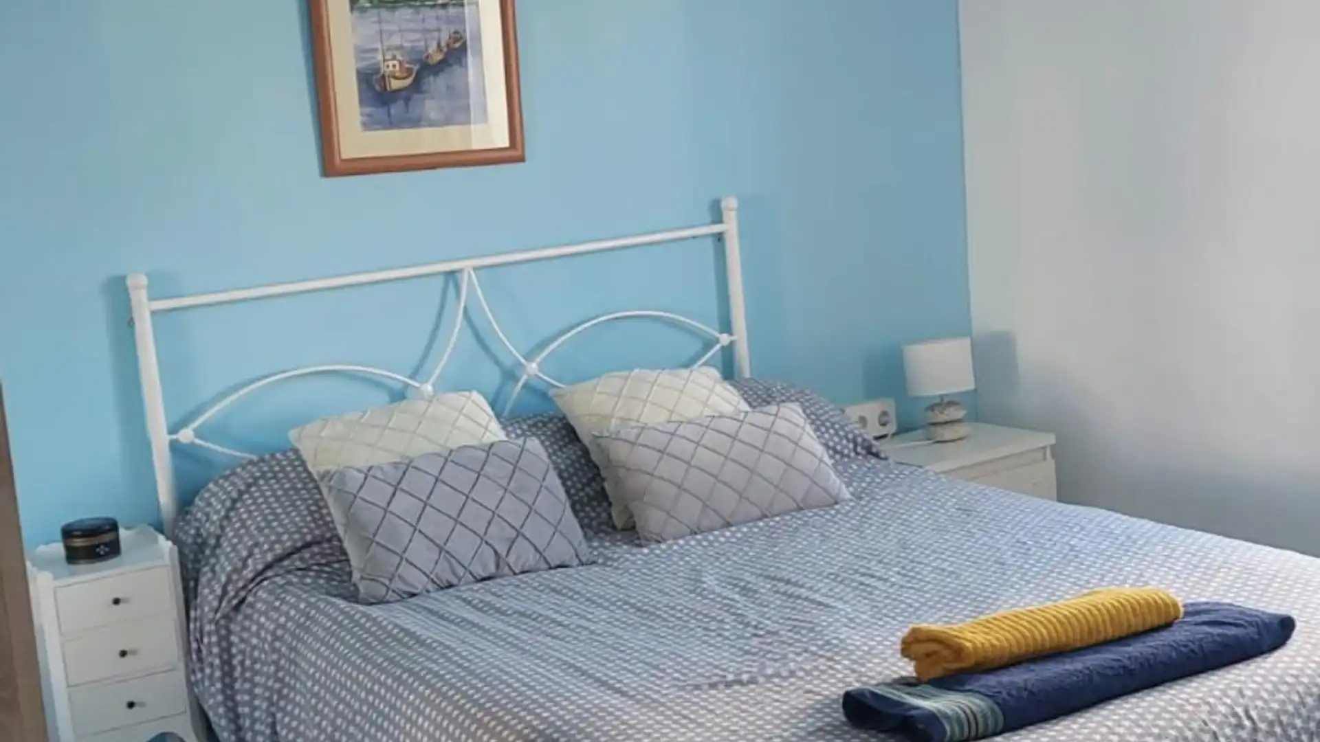 Habitación de Apartamento para compartir en  Barcelona Capital con Amueblado, Horno y Lavadora