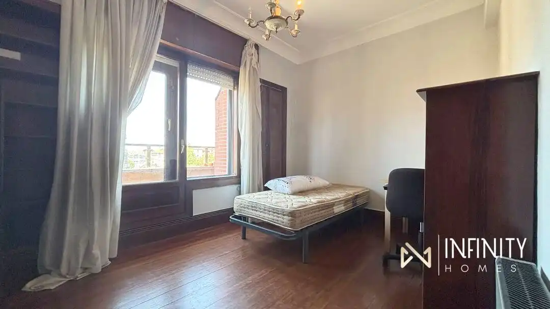 Bedroom of Flat for rent in Bilbao   with Heating, Terrace and Balcony