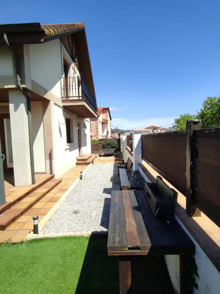 Terraza de Casa o chalet en venta en Marina de Cudeyo con Calefacción, Jardín privado y Parquet