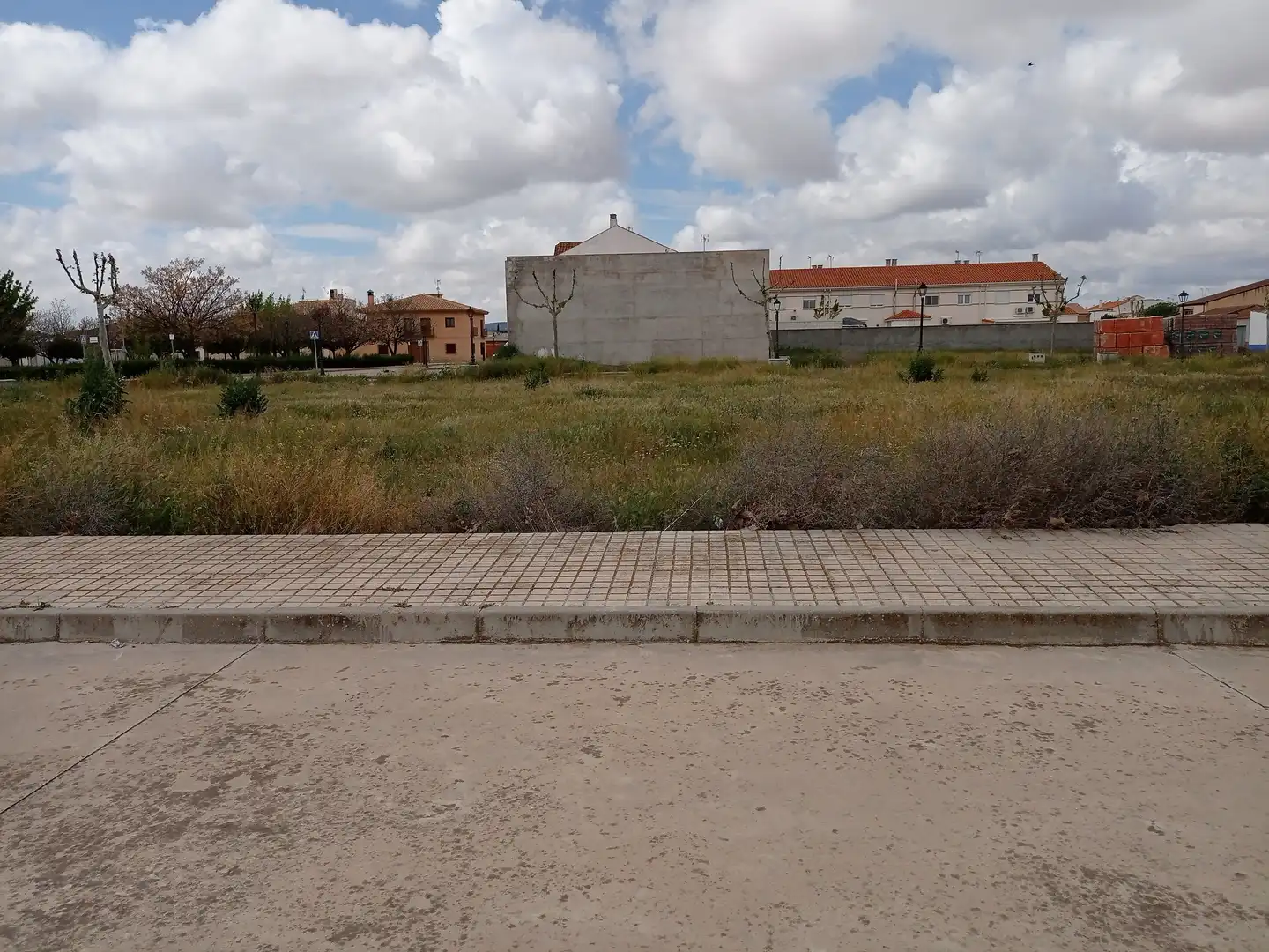 Terreny residencial en venda a Herencia, imagen 2