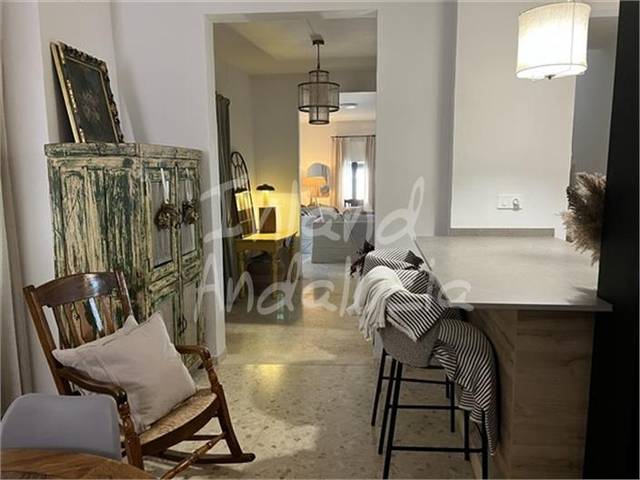 Casa adosada en Venta en Zuheros