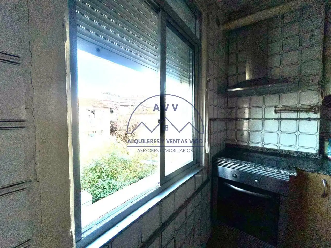 Cocina de Piso en venta en Vigo  con Calefacción y Balcón