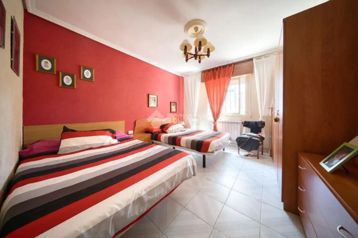 Bedroom of Houses for sale in Villanueva de Duero  with Heating and Swimming Pool