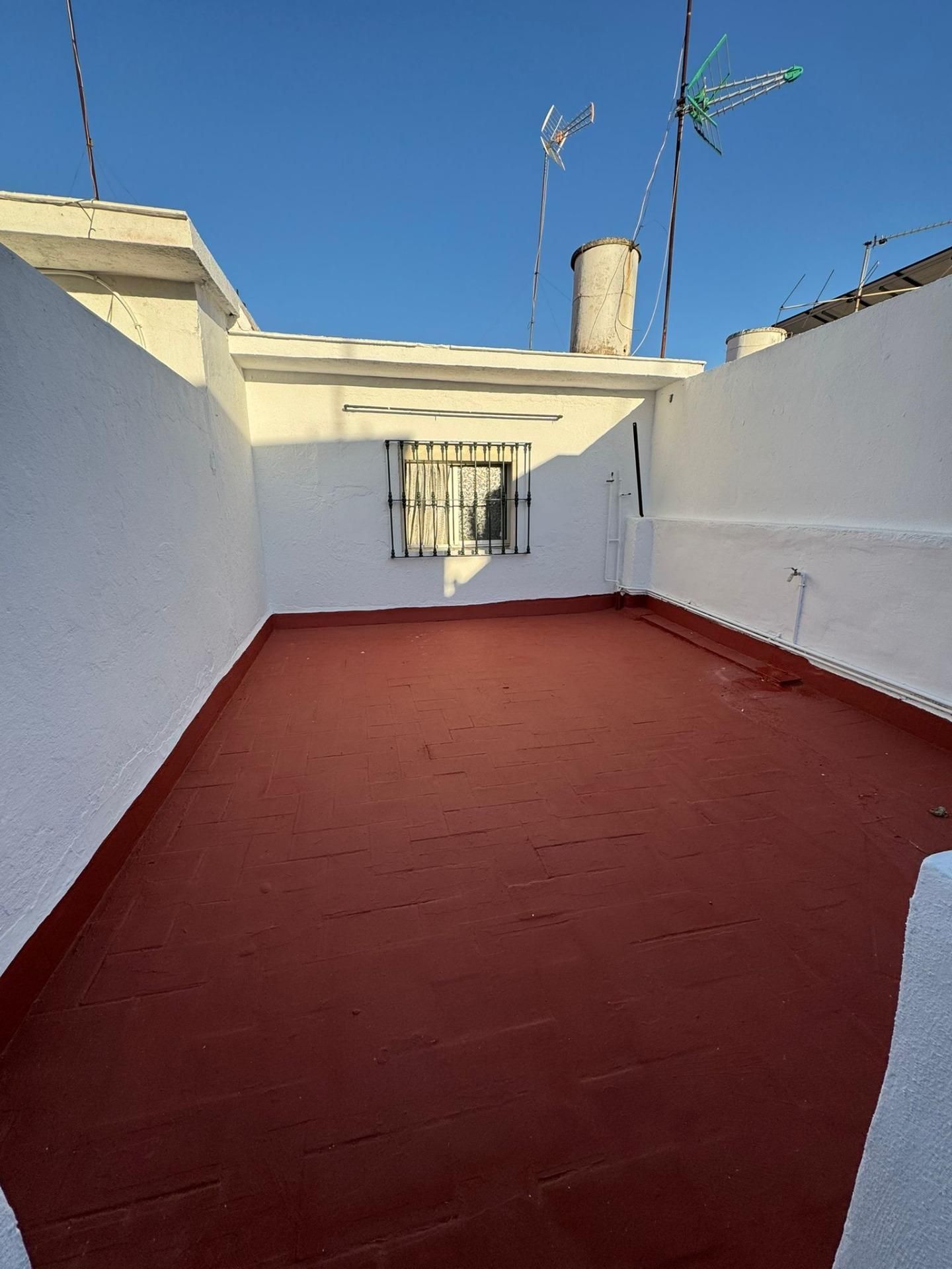 Terraza de Casa adosada en venta en Alcalá del Río con Terraza