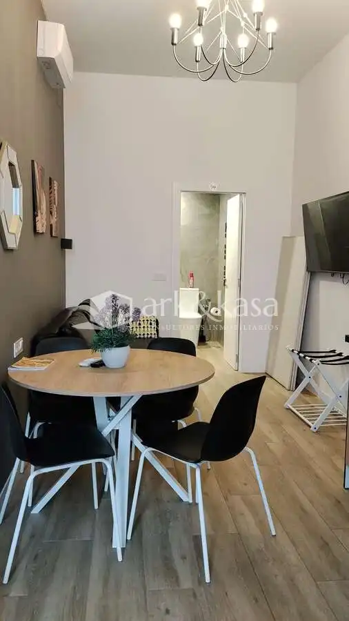Apartamento en venta en Valencia con Aire acondicionado, Amueblado y Horno