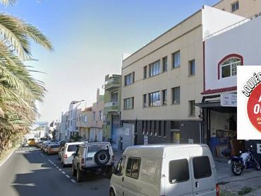 Oficina amb ascensor en venda a Calle de Marianao