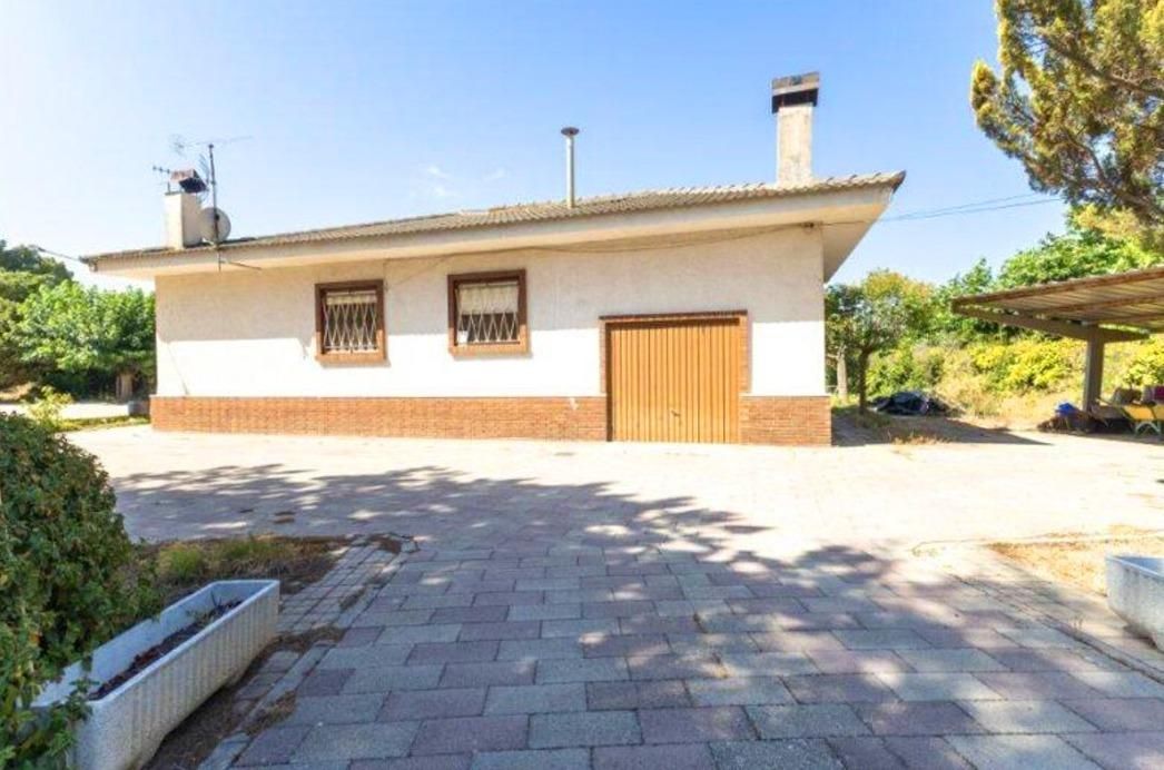 Exterior view of House or chalet for sale in Villena  with Private garden, Terrace and Swimming Pool