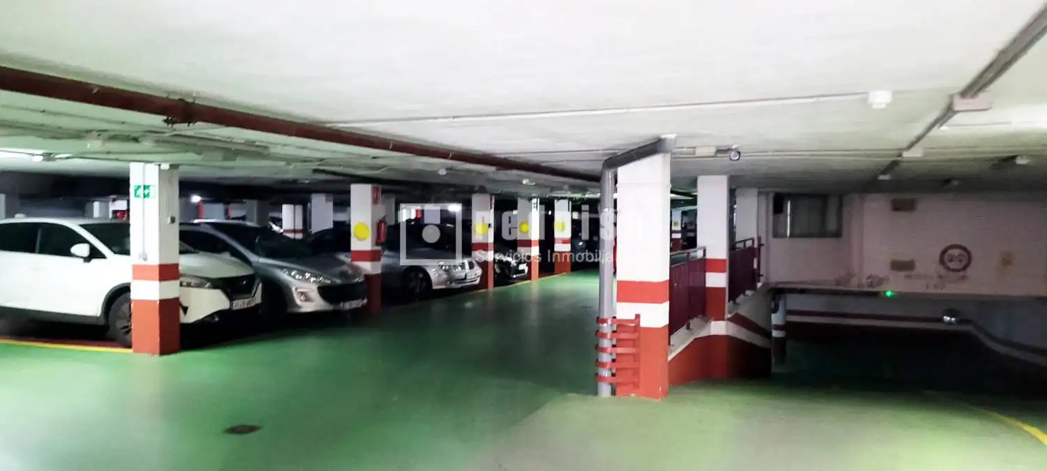 Einzelparkplatz mit Aufzug zum Verkauf in del Doctor Esquerdo, imagen 5