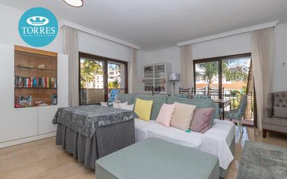 Bedroom of Single-family semi-detached for sale in Estepona  with Air Conditioner, Terrace and Balcony
