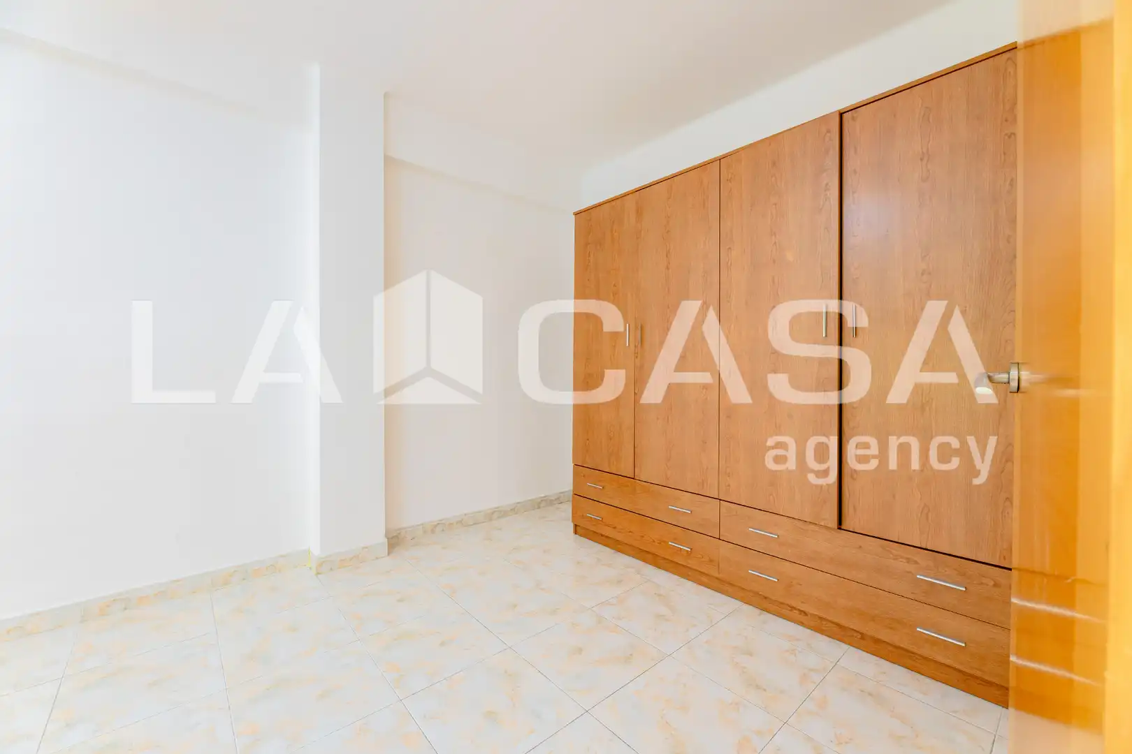 Piso en venta en Valencia con Balcón