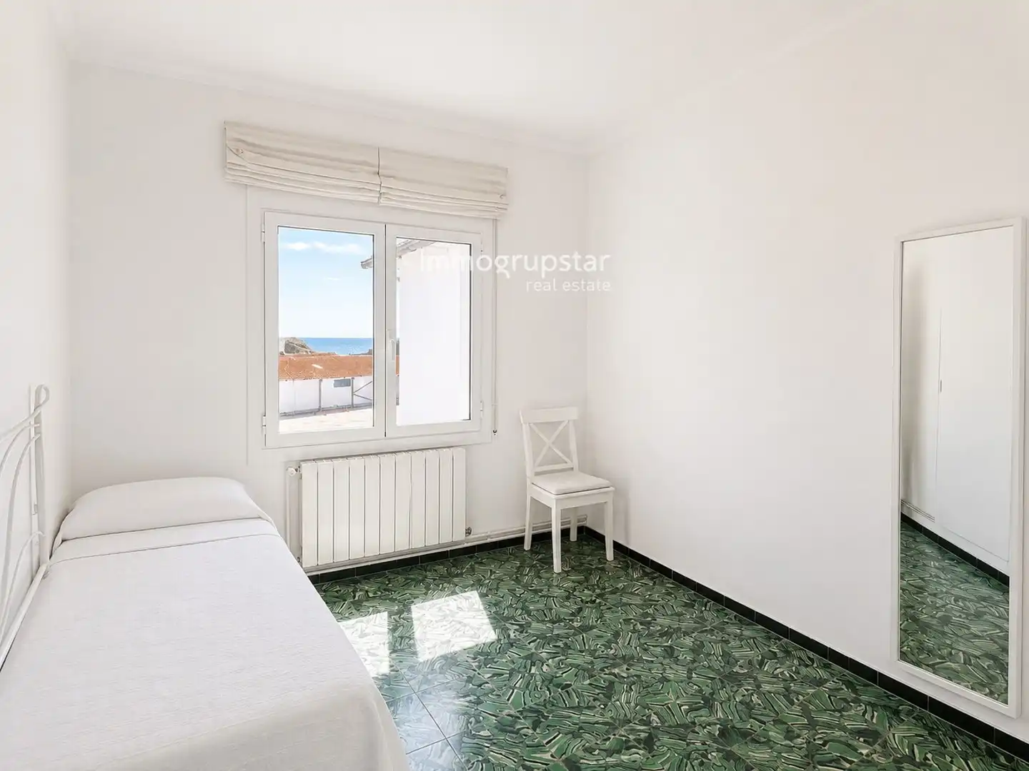 Habitación de Piso en venta en Palamós con Calefacción, Terraza y Amueblado