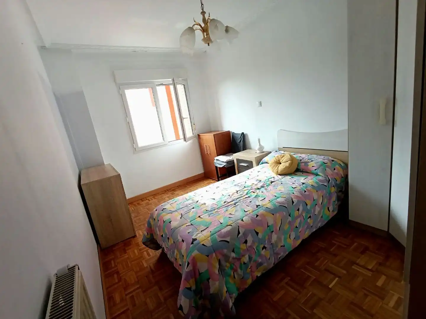Habitación de Piso en venta en Gijón 
