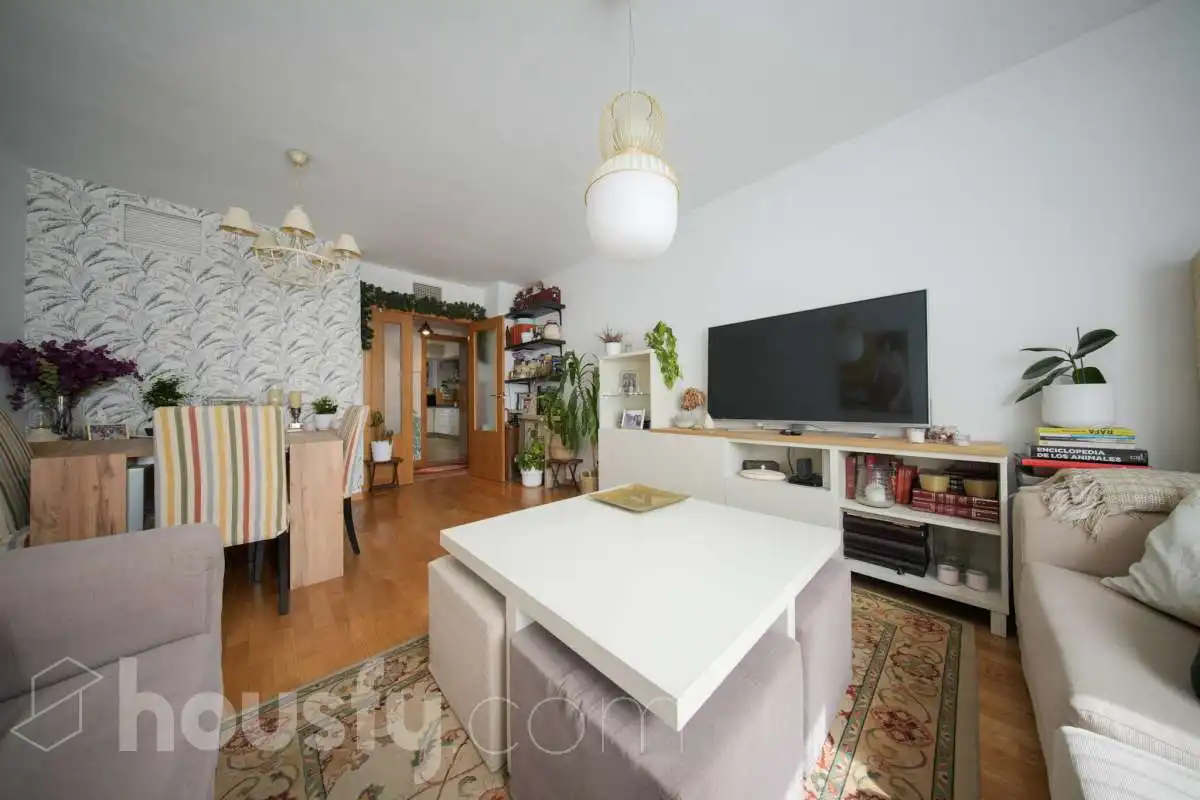 Flat with pool for sale in Cl. Castiello de Jaca ., imagen 6