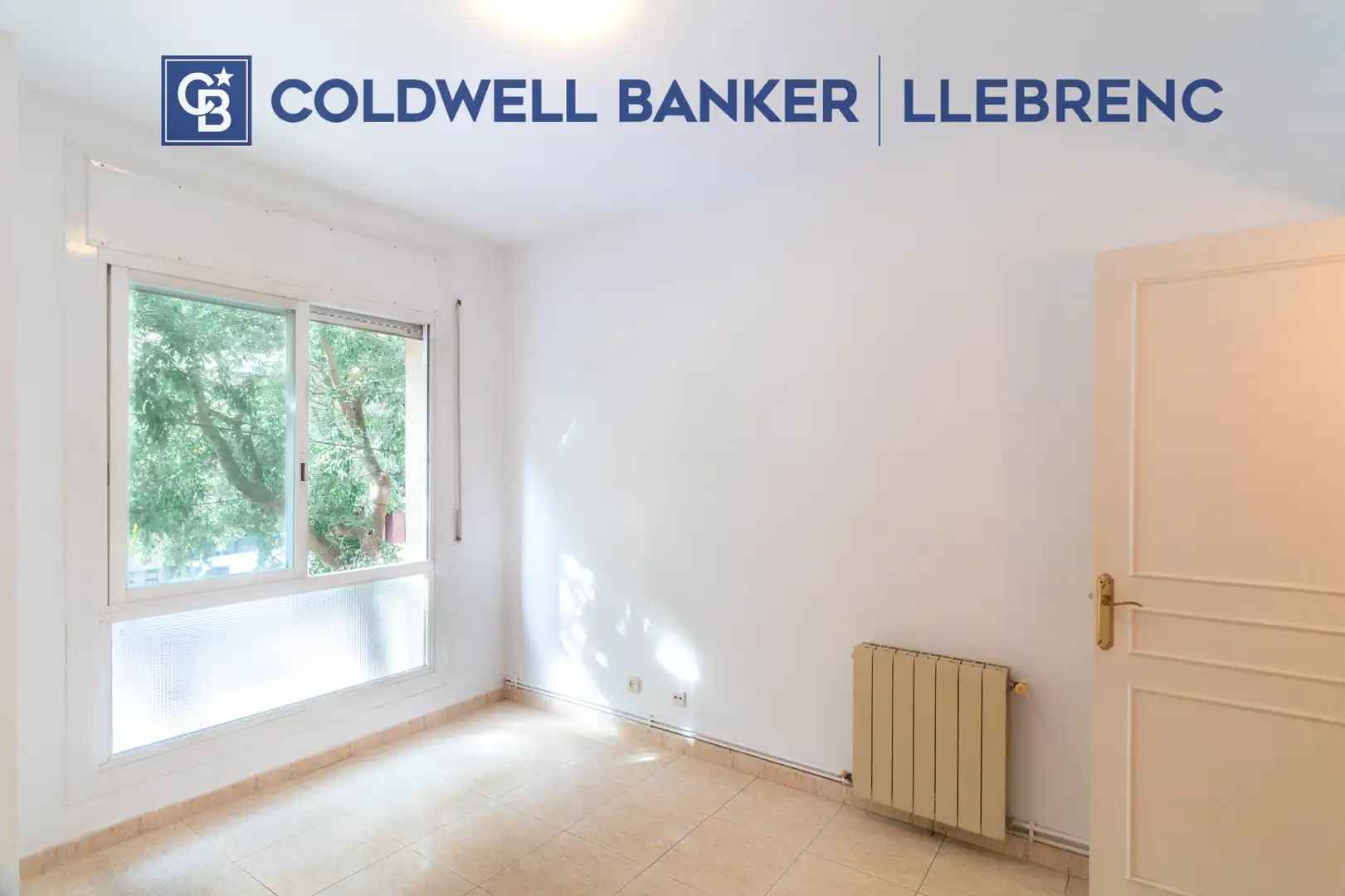 Parking of Flat for sale in Barcelona  with Air Conditioner, Heating and Parquet flooring