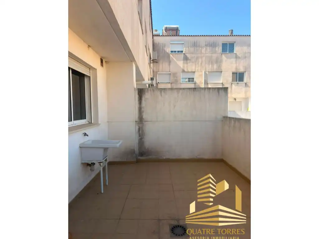 Balcony of Houses for sale in Beniparrell