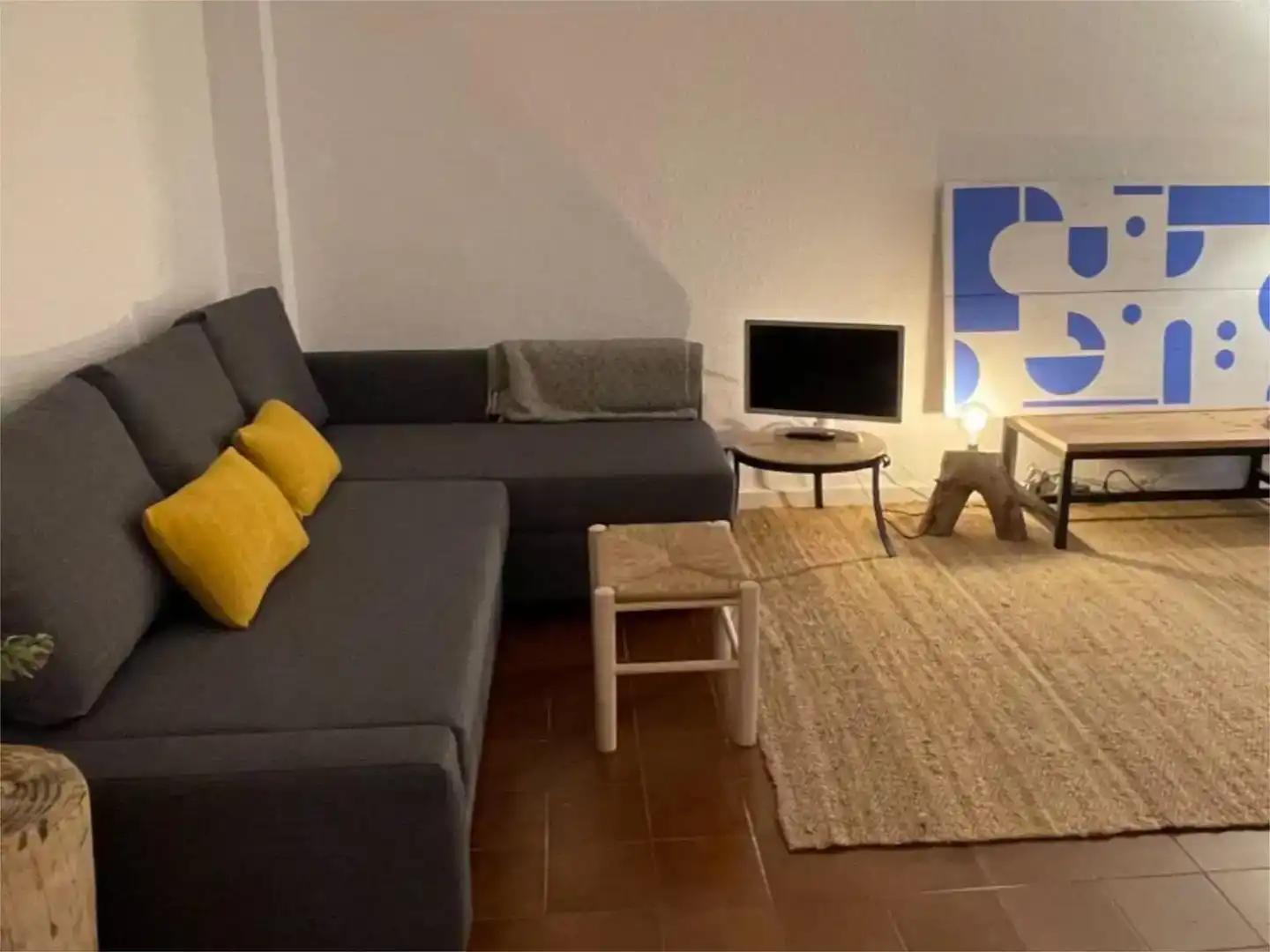 Wohnzimmer von Garage zum Verkauf in Begur