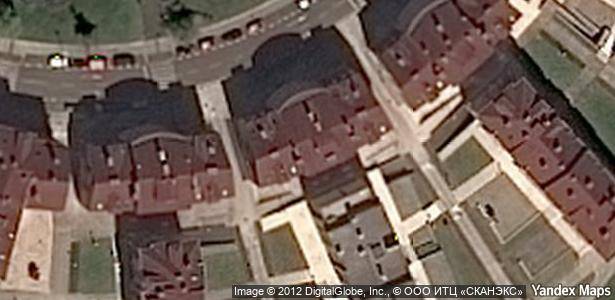 Garaje en Venta en Roces