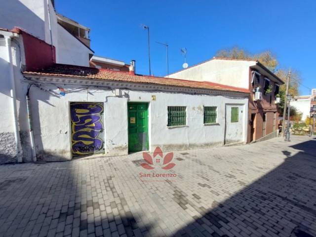 Terreno residencial en Venta en Calle del Mar de Japón en Pinar del Rey