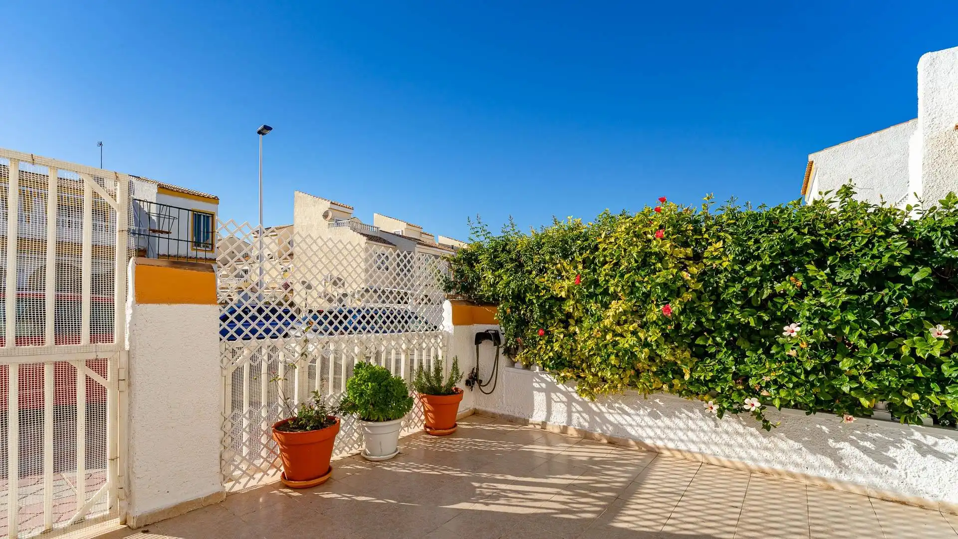Terraza de Casa o chalet en venta en Santa Pola con Jardín privado, Terraza y Piscina comunitaria