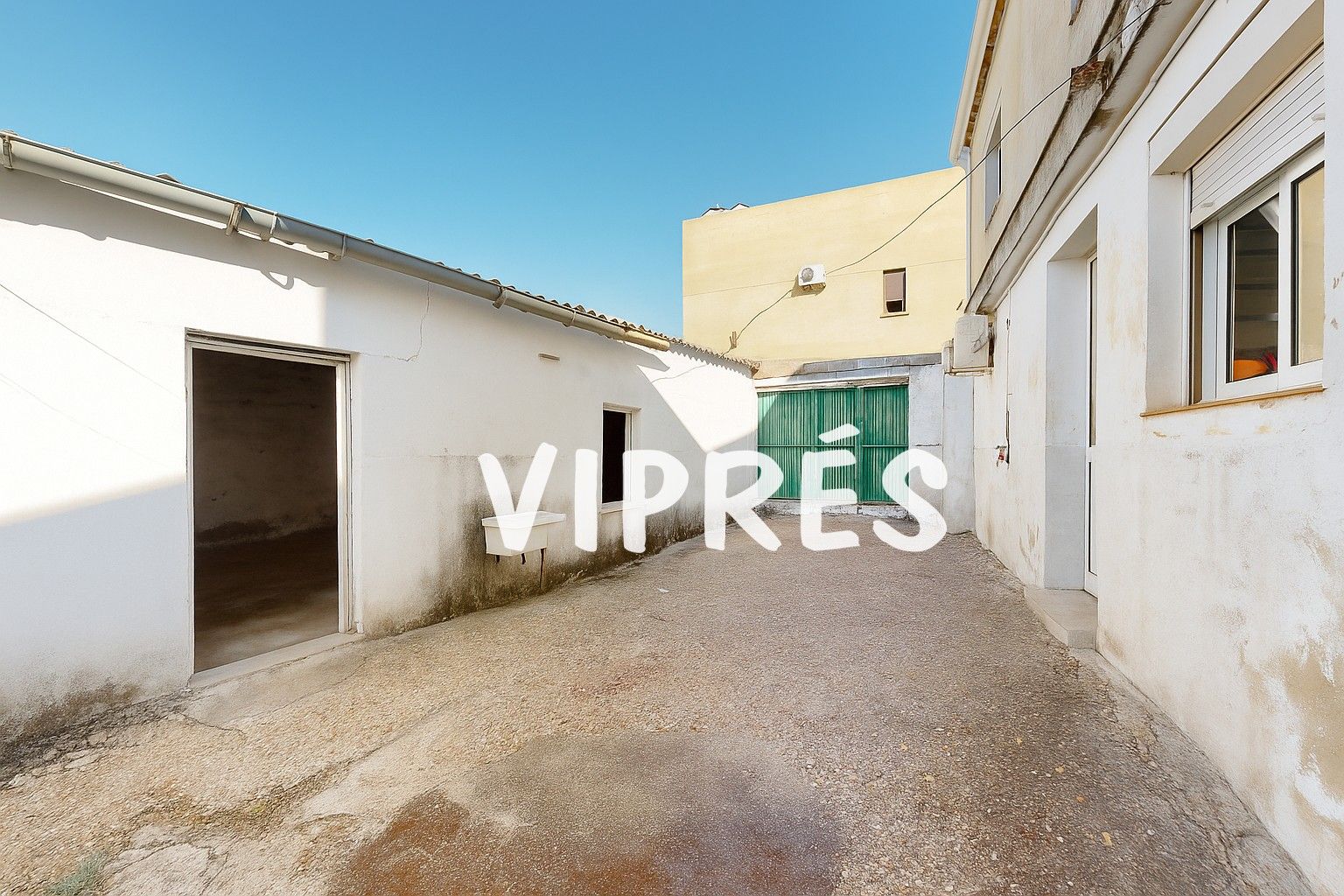 Vista exterior de Casa o xalet en venda en Mérida amb Terrassa