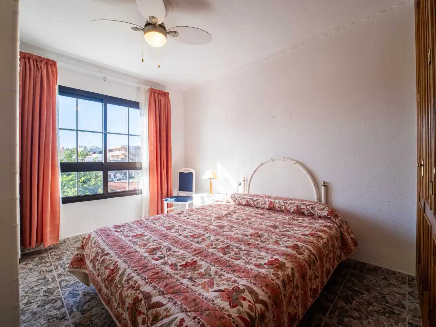 Dormitori de Casa adosada en venda en Candelaria amb Aire condicionat, Jardí privat i Piscina comunitària