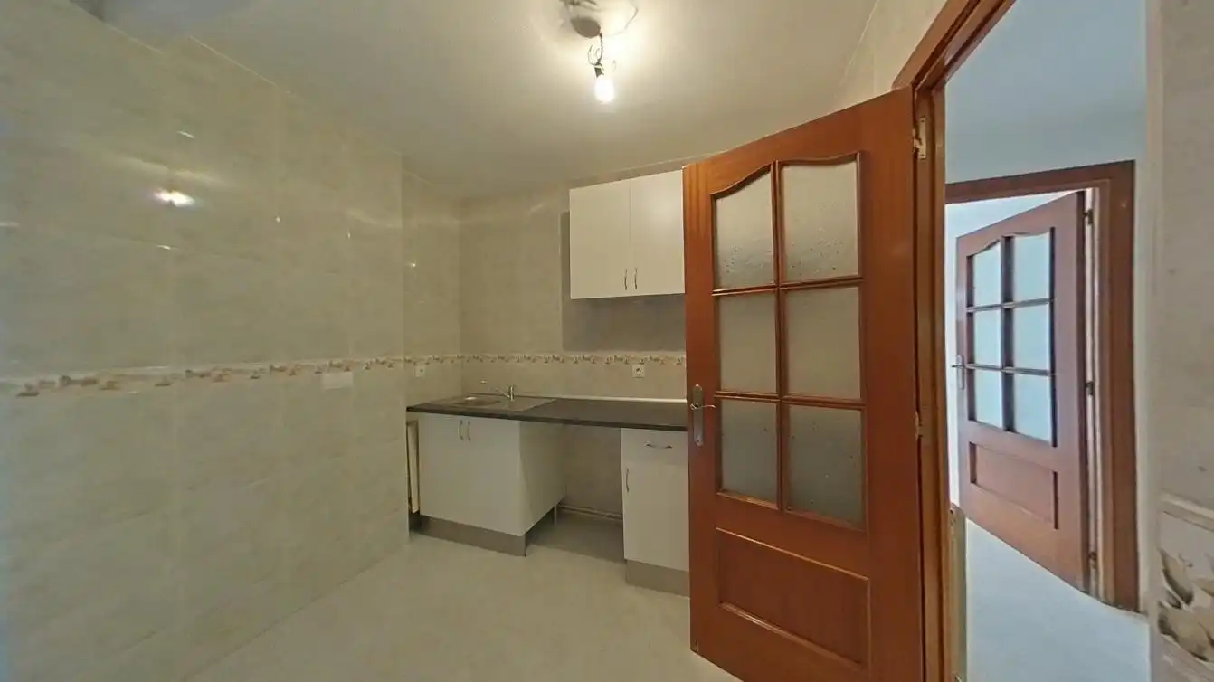 Piso con ascensor en venta en La Avanzada - La Cueva, imagen 2