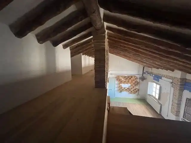 Casa adosada en venda a Belchite