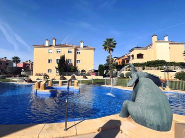 Apartamento con piscina en venta en Reino Unido 6