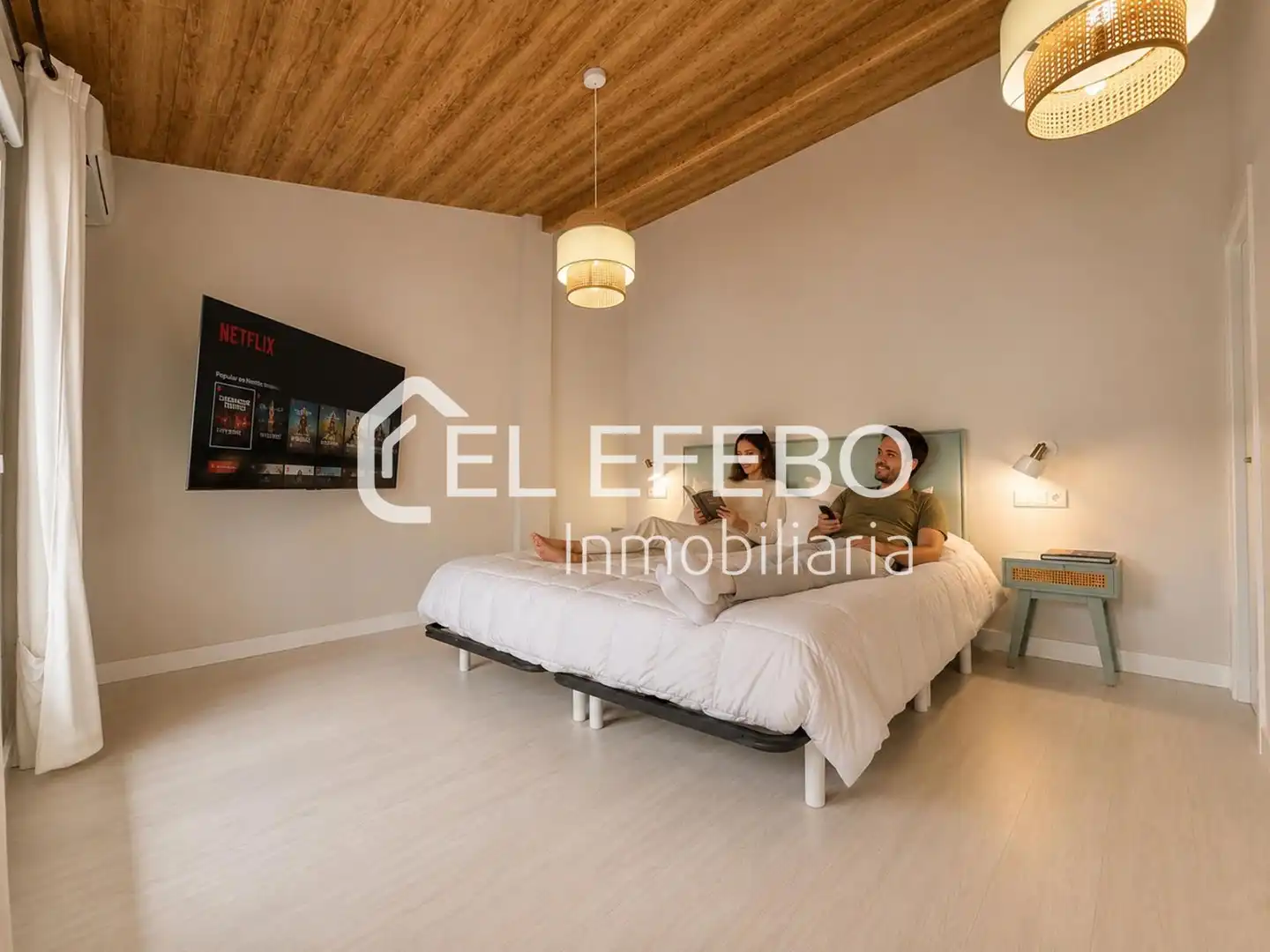 Habitación de Dúplex en venta en Antequera con Aire acondicionado, Calefacción y Parquet