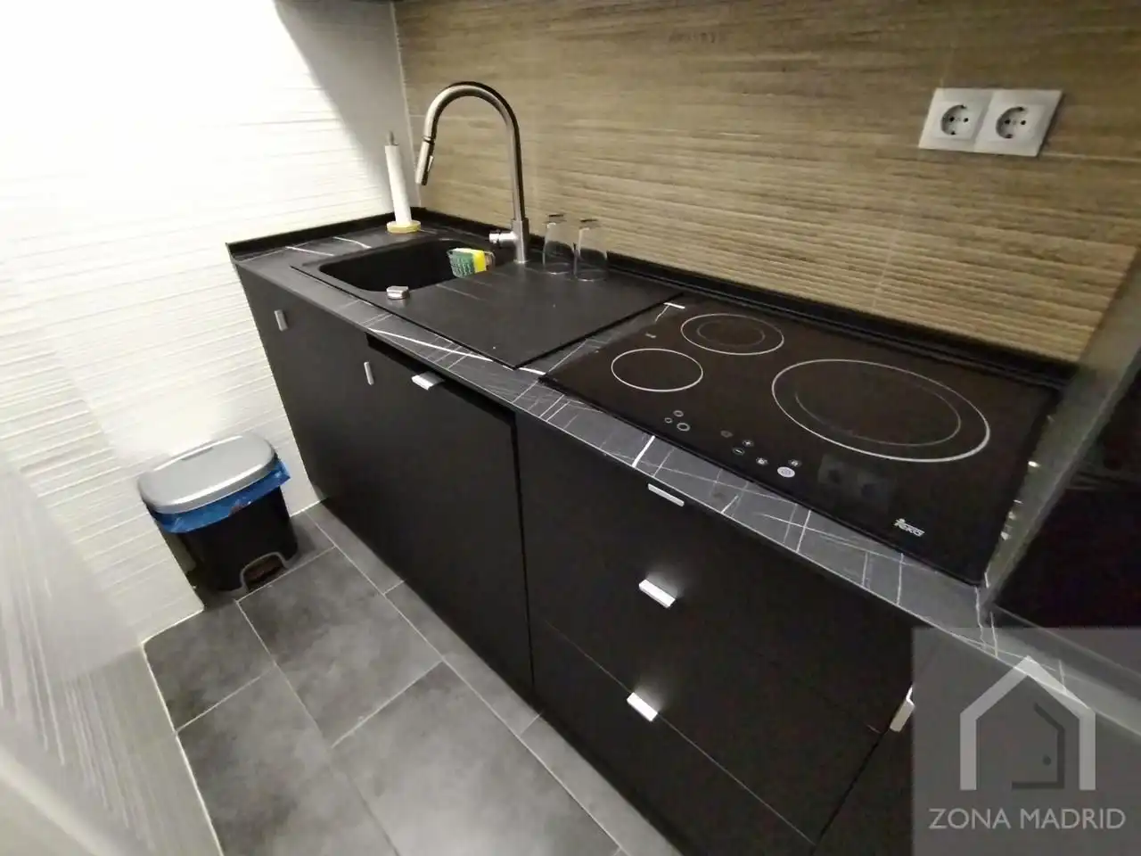 Flat for sale in Calle del Toro, imagen 7