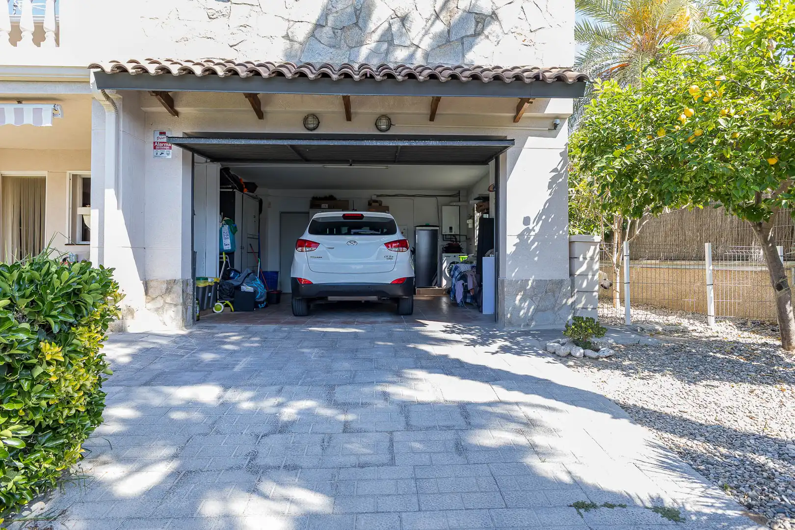 Parking de Casa o chalet en venta en Cubelles con Aire acondicionado, Calefacción y Jardín privado