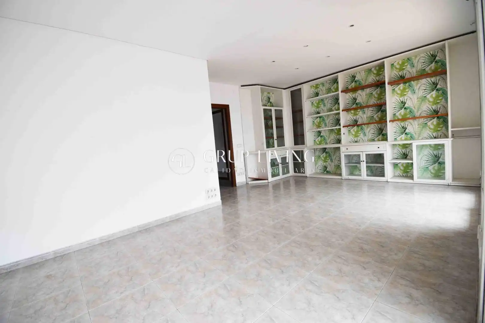 Piso en venta en Sitges con Terraza y Balcón