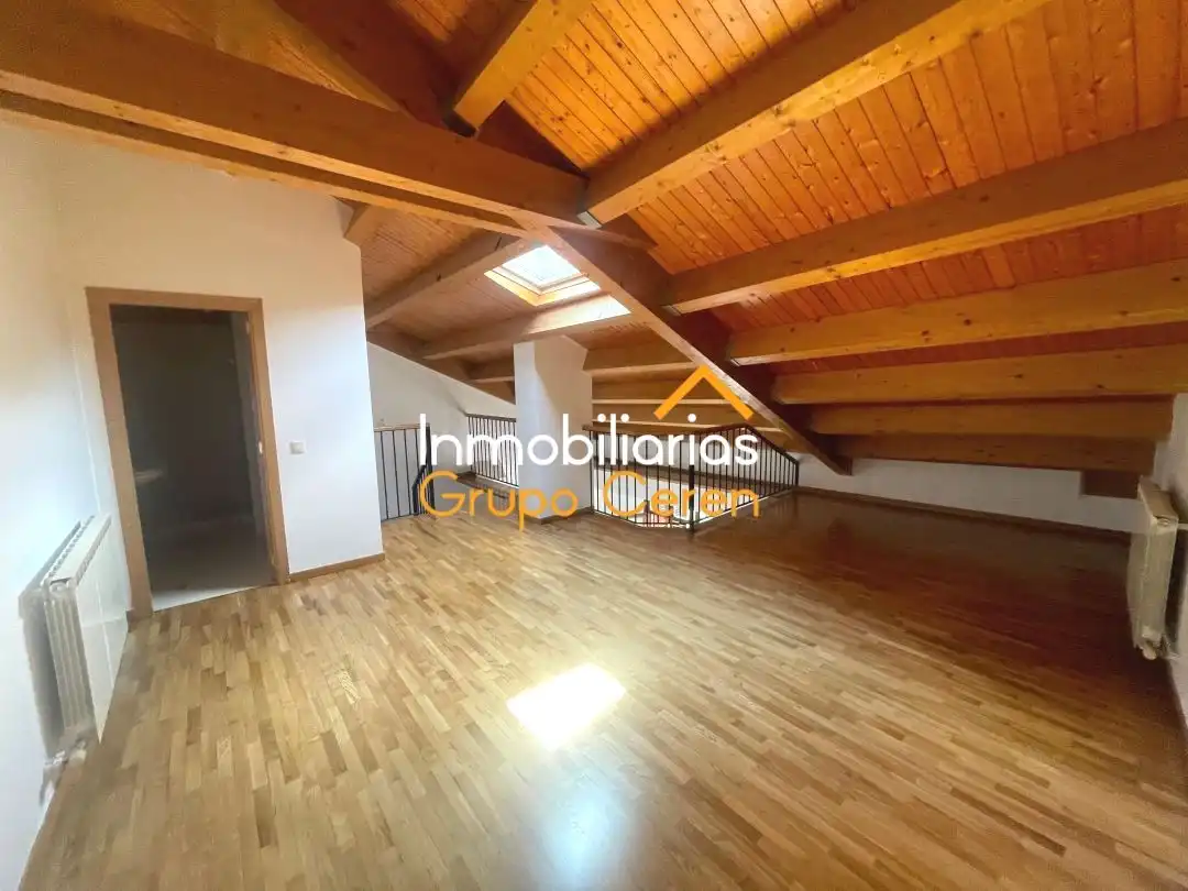 Dúplex en venta en Aldea Azarrulla, 60, Ezcaray