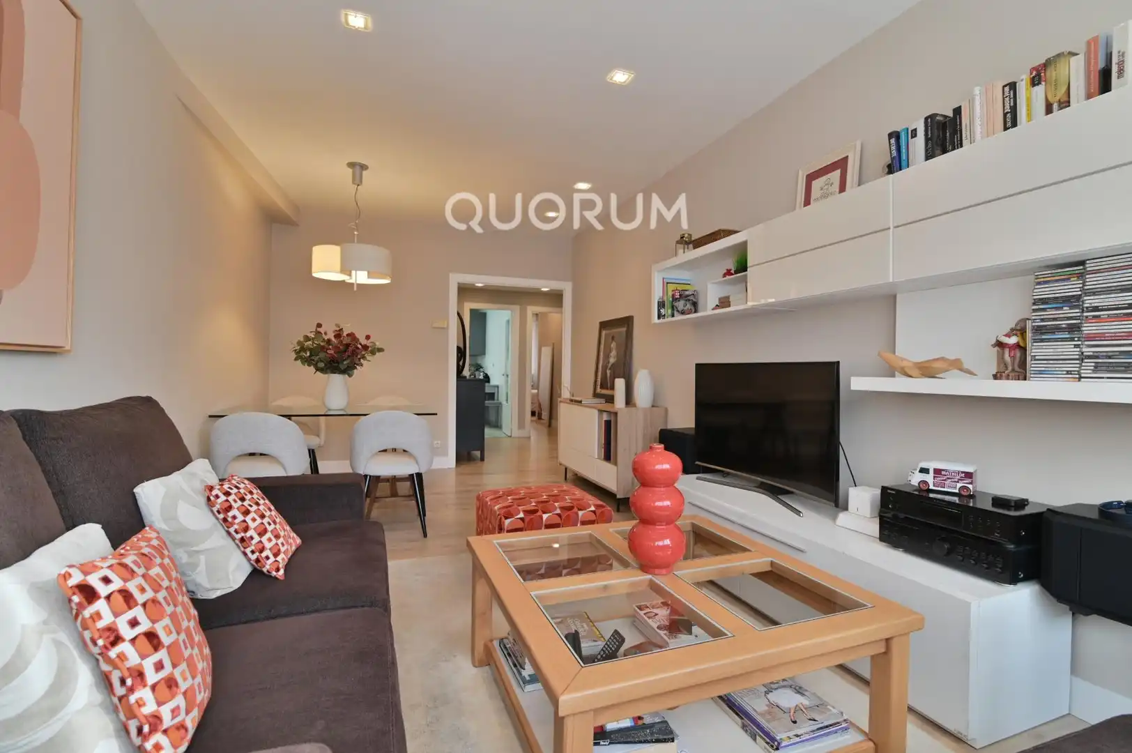 Sala de estar de Piso en venta en Bilbao  con Calefacción y Trastero