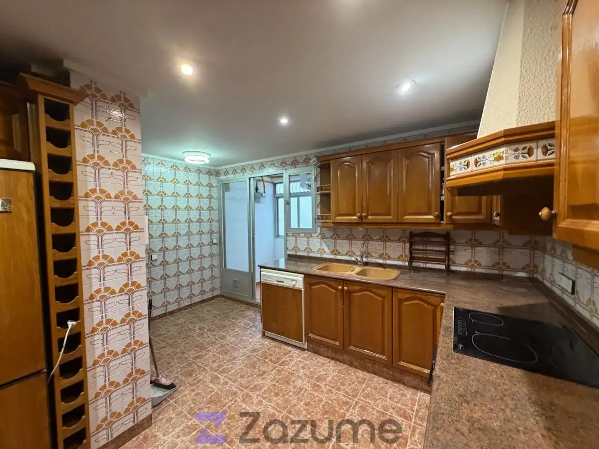 Flat with terrace to rent in Gran Via de les Germanies, imagen 6