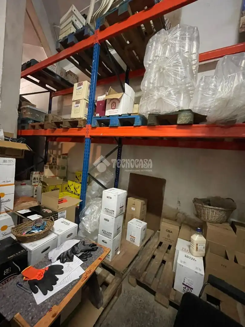 Business premises for sale in Salut - Lloreda, imagen 11
