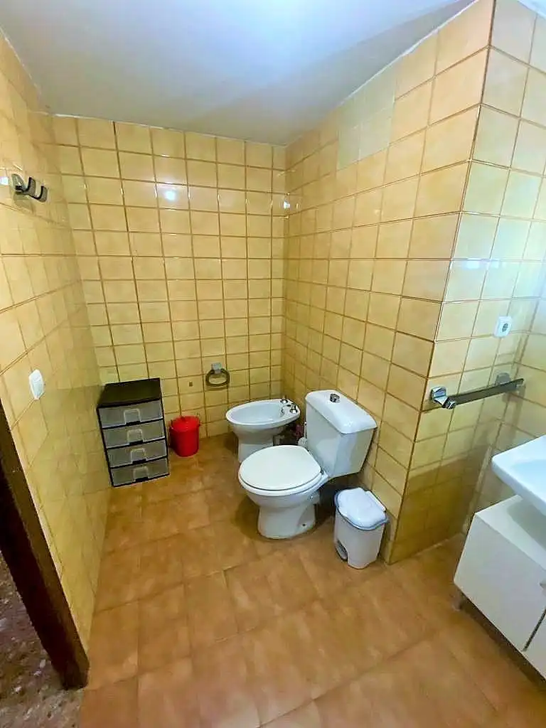 Baño de Piso de alquiler en Valencia con Terraza, Amueblado y Balcón