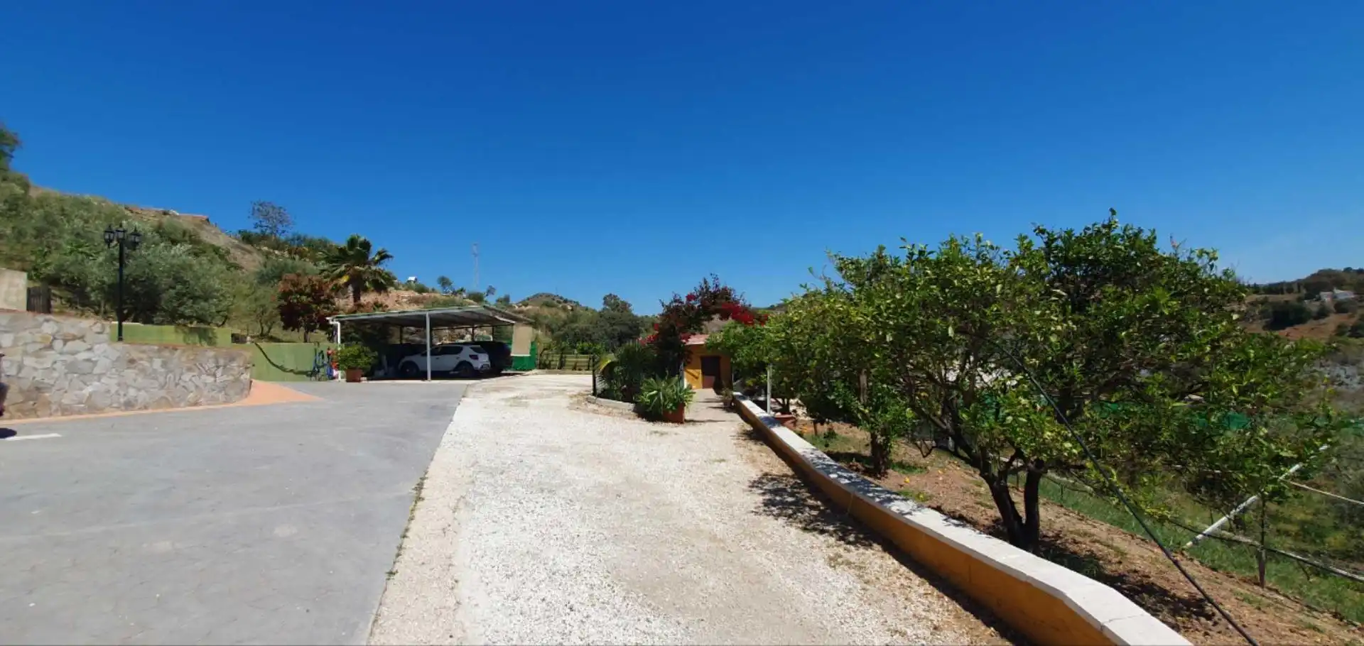 Vista exterior de Finca rústica en venda en Málaga amb Aire condicionat, Calefacció i Jardí privat