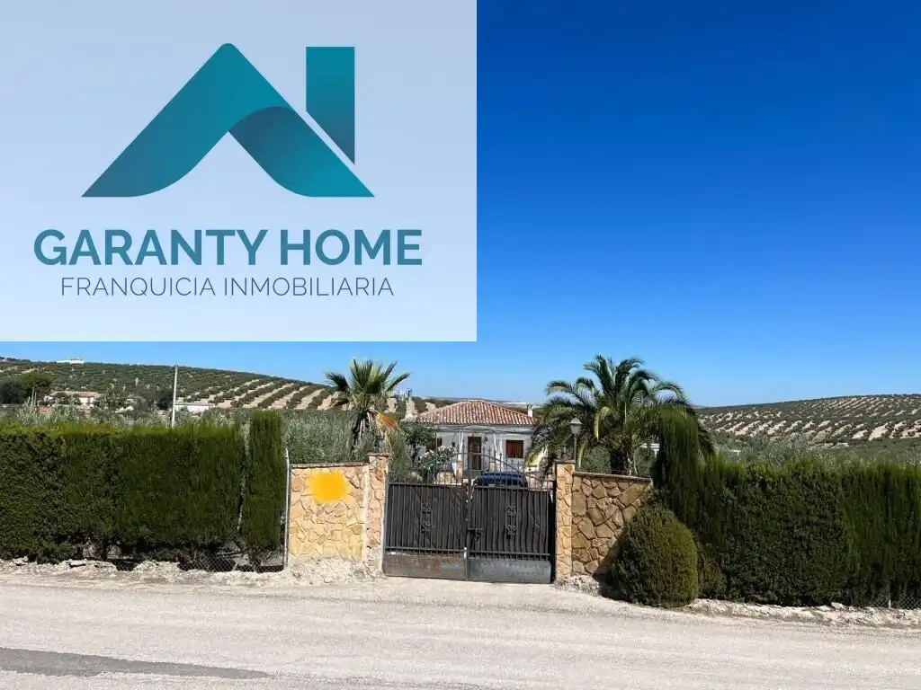 Vista exterior de Finca rústica en venta en Martos con Aire acondicionado, Calefacción y Jardín privado