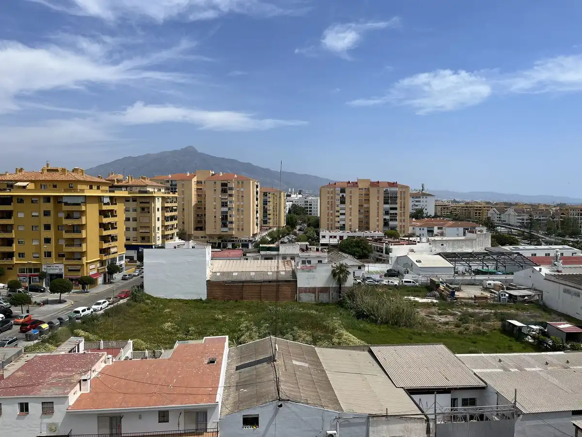 Vista exterior de Dúplex de lloguer en Marbella amb Aire condicionat, Terrassa i Moblat