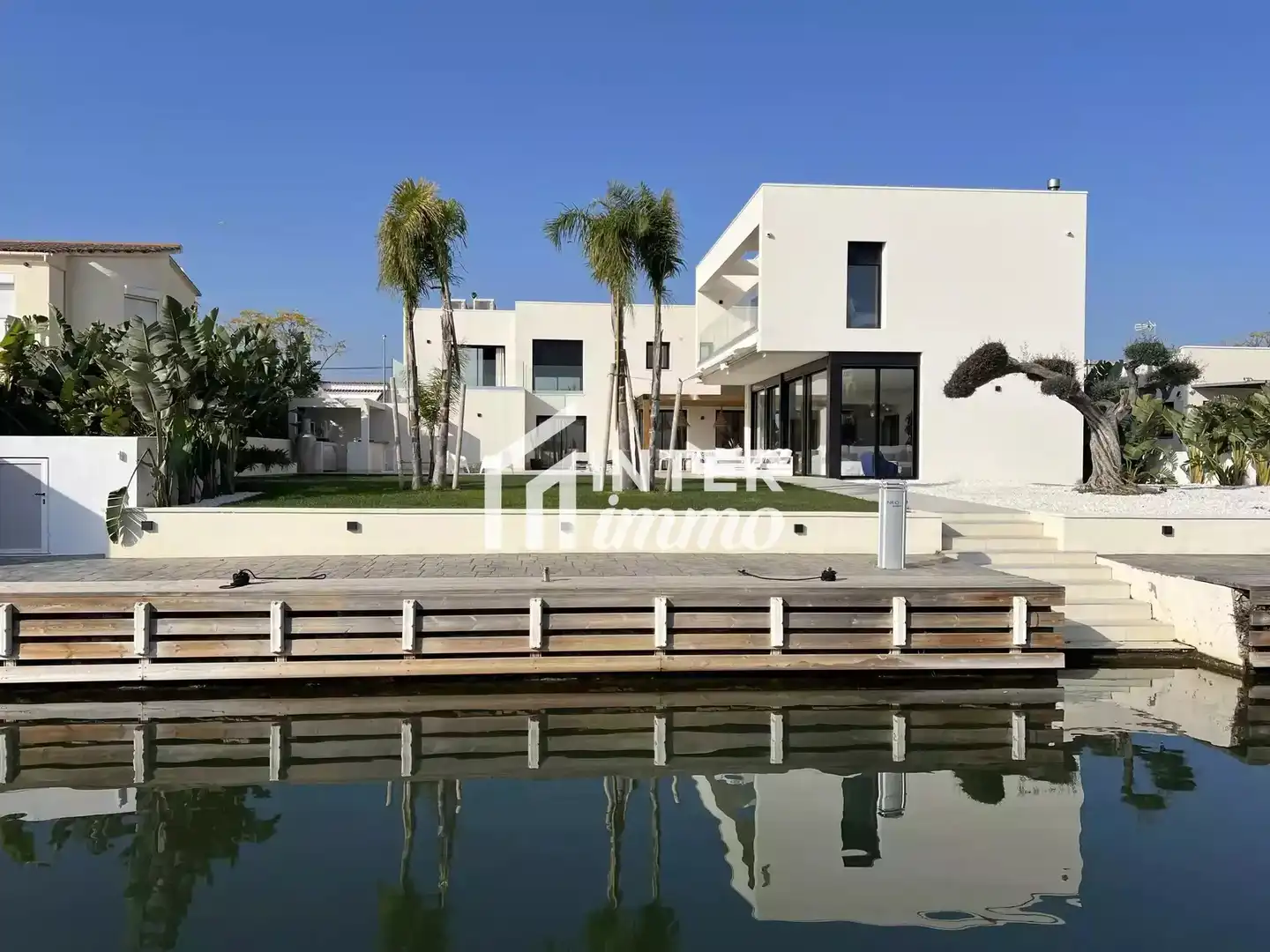 Vista exterior de Casa o chalet en venta en Empuriabrava con Aire acondicionado, Calefacción y Terraza
