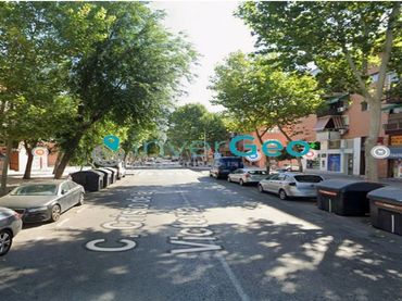 Local comercial en venda a Usera