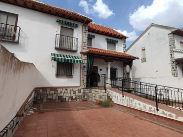 Villa avec piscine à vendre à Orgaz
