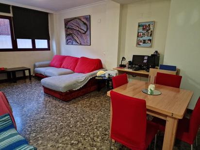 Sala d'estar de Pis en venda en Sagunto / Sagunt amb Piscina comunitària