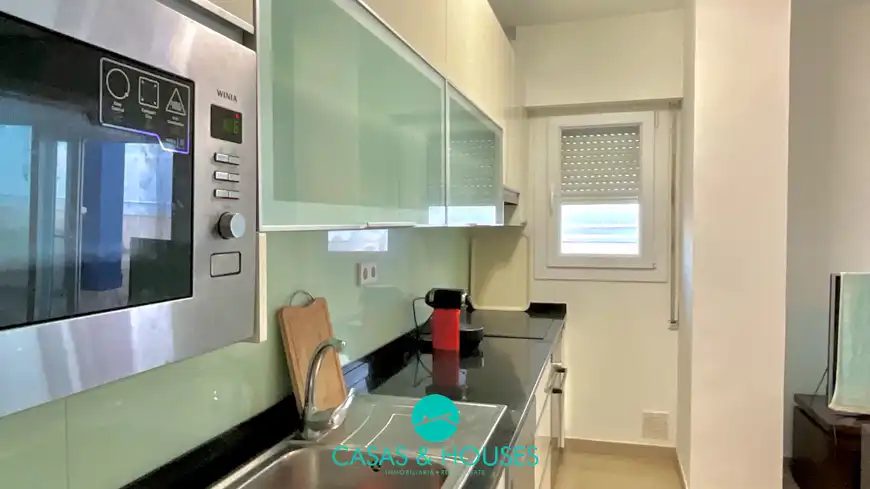 Cuina de Àtic en venda en La Manga del Mar Menor amb Terrassa, Moblat i Forn