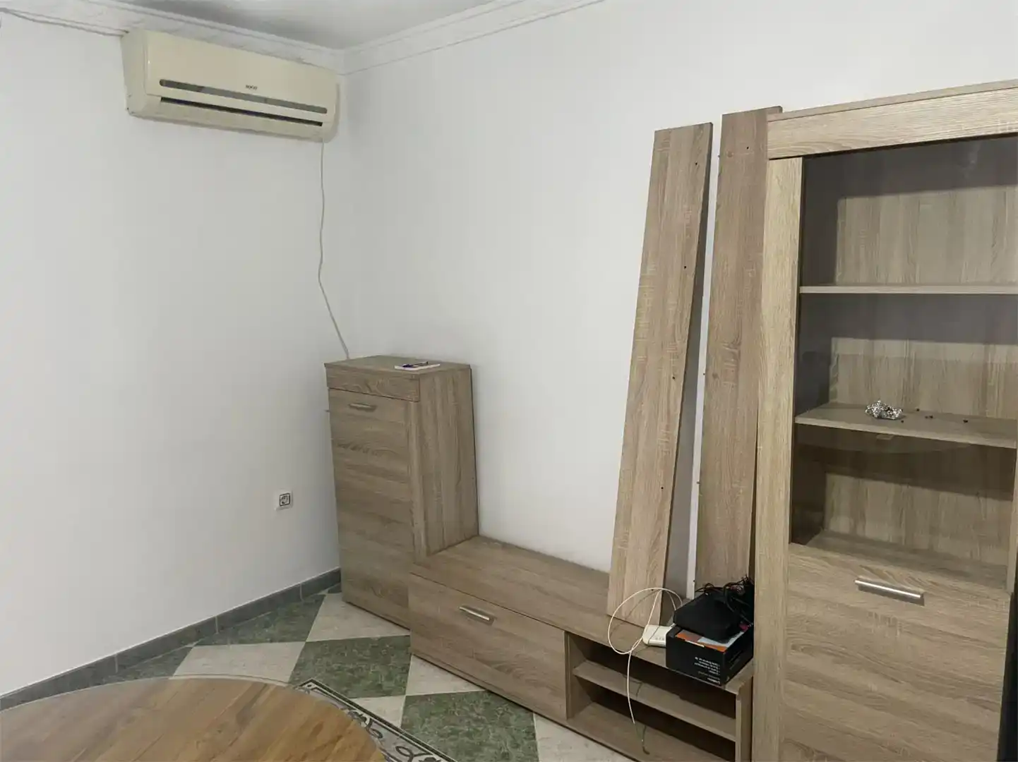 Schlafzimmer von Wohnung zur Miete in Lora del Río mit Klimaanlage, Möbliert und Waschmaschine