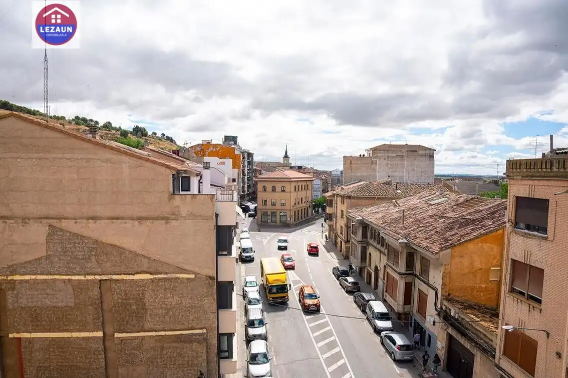 Flat for sale in Calle Irurzun, Peralta / Azkoien