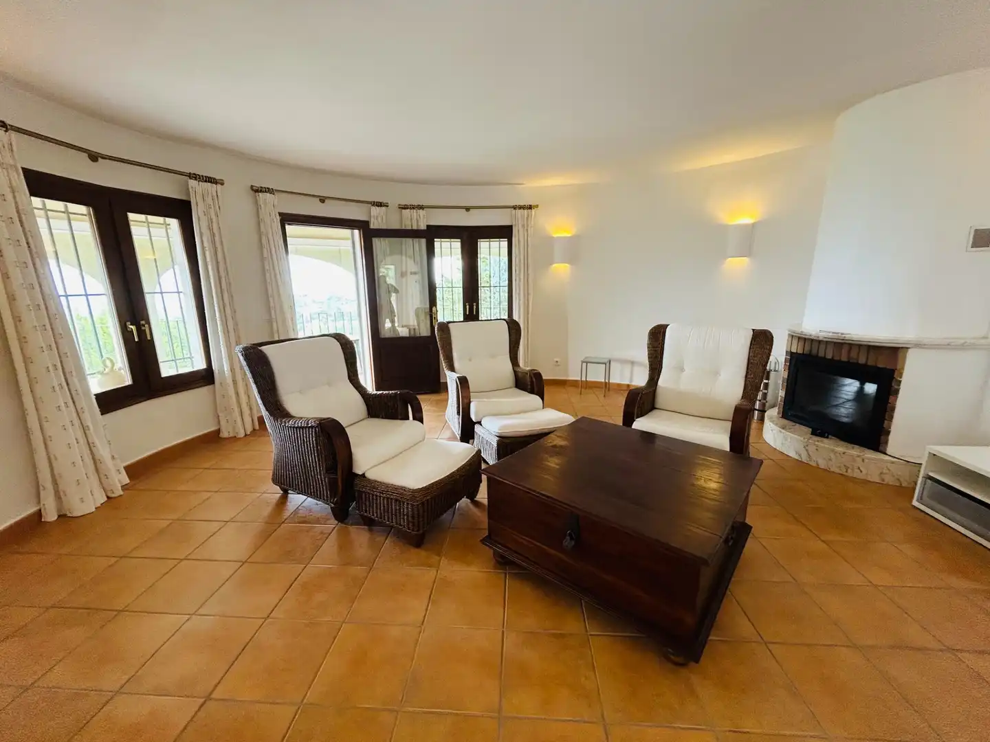 Sala de estar de Casa o chalet en venta en El Ràfol d'Almúnia con Calefacción, Jardín privado y Terraza